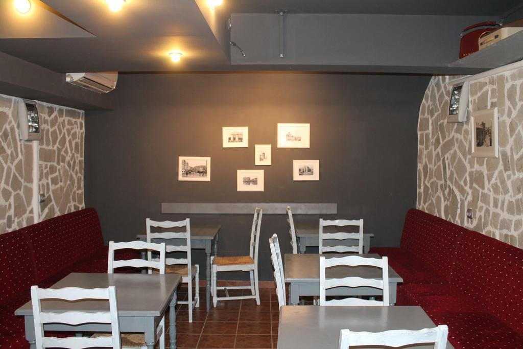 Guest house Casa Victor 3*